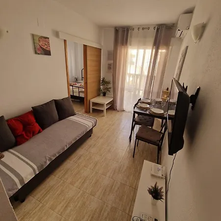 Timi Near Center And Apartment Torrevieja